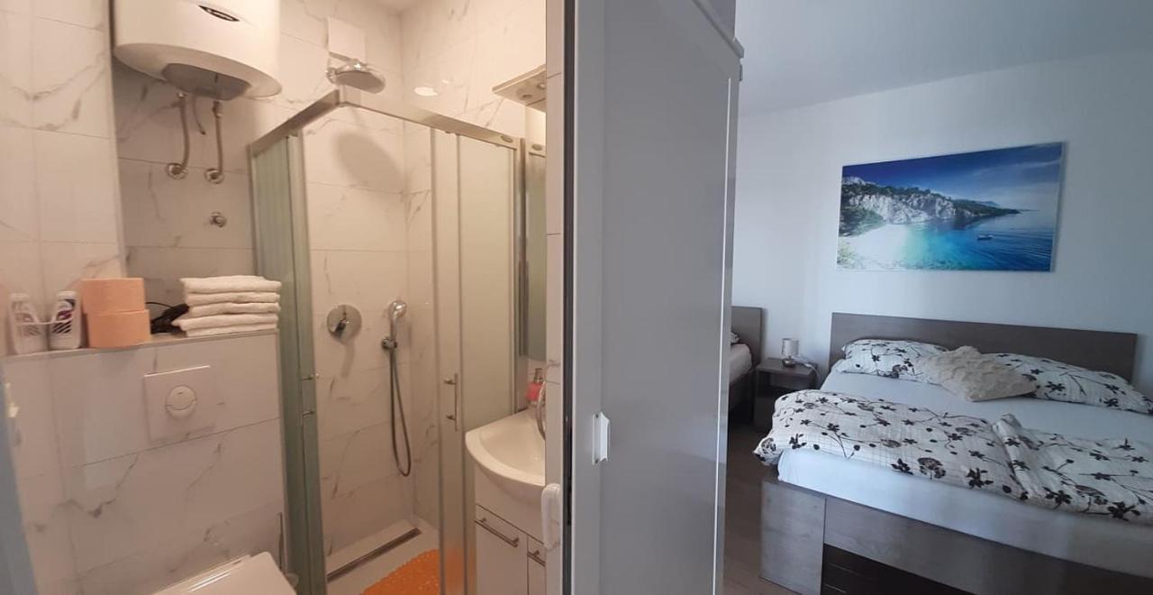 Apartments Villa Ravlic Makarska Eksteriør bilde